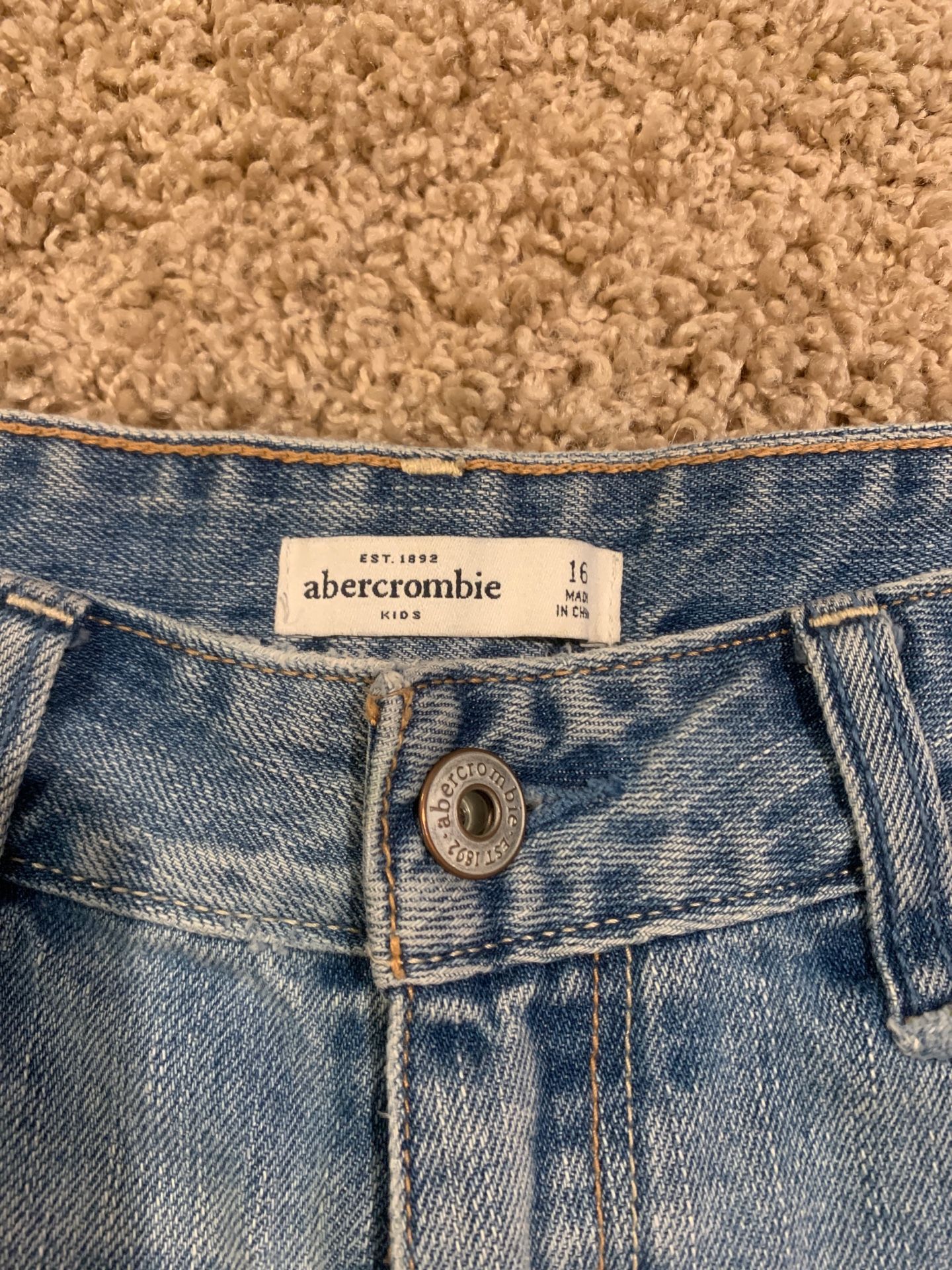 Abercombie kids shorts