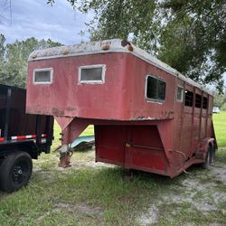 Horse Trailer / Ponderosa Slant Load 