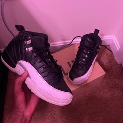 Size 6 Jordan 12 Playoff 