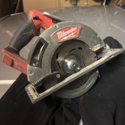 Milwaukee Band Saw Brushless 7 -1/4 circular Saw 