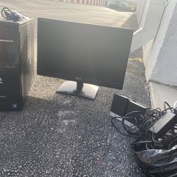 Computer Desktop Set Come With Everything In Photo