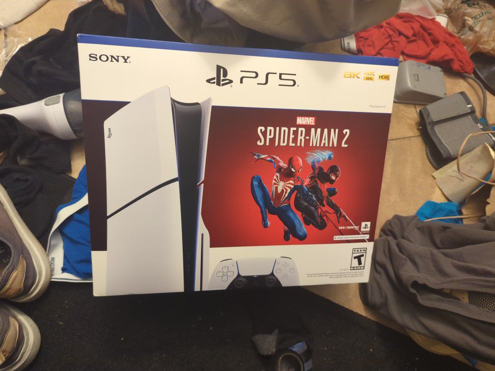 Playstation 5 Disc Version Spiderman 2 Bundle