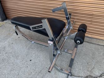 RARE Chrome Nautilus Leverage Prone/ Lying Leg Curl