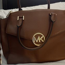 Brown Leather Michael Kors Large Shoulder Bag