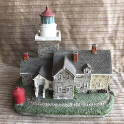 30 Mile Point Harbour Lights Collectibles