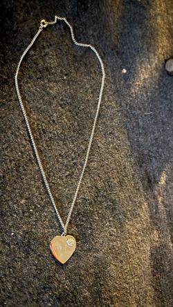 Gold Heart Pendant Necklace