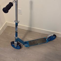 Razor Scooter with the Big Wheels - Foldable
