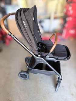 Nuna Triv Stroller
