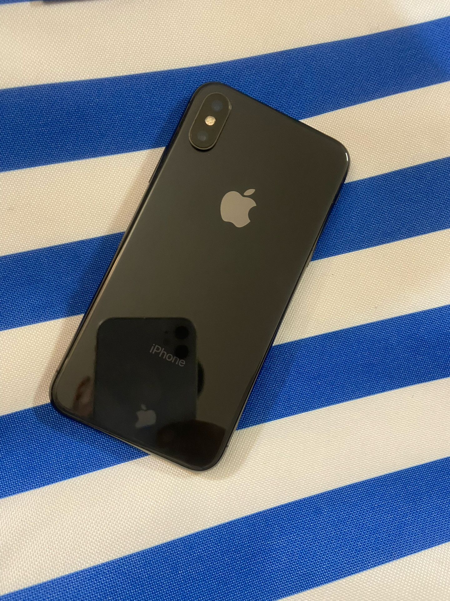 iPhone X 64 Gb Unlocked