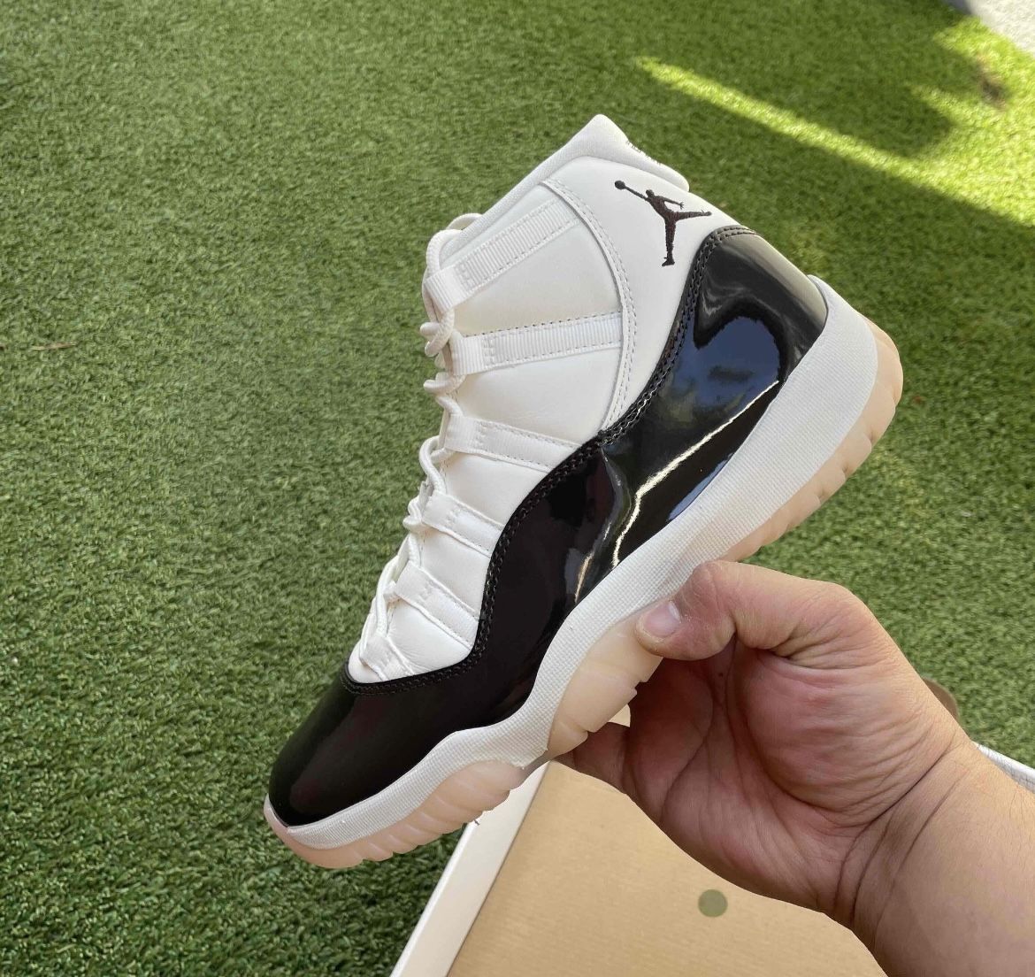 Jordan 11 Neopolitan Womens