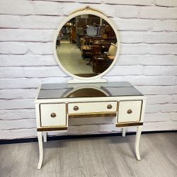 Vintage White Vanity Table Desk Round Mirror