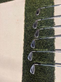 Cobra Dark speed Golf Irons