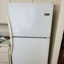 Frigidaire FRIDGE