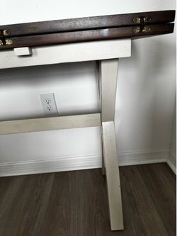 Convertible desk table