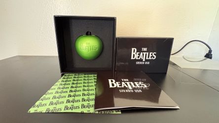 The Beatles Stereo USB Green Apple Flash Drive w/ Original Box & Booklet – Complete