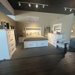 White 4PC King Bedroom Set