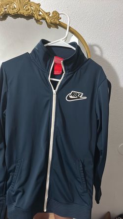 Nike sweater