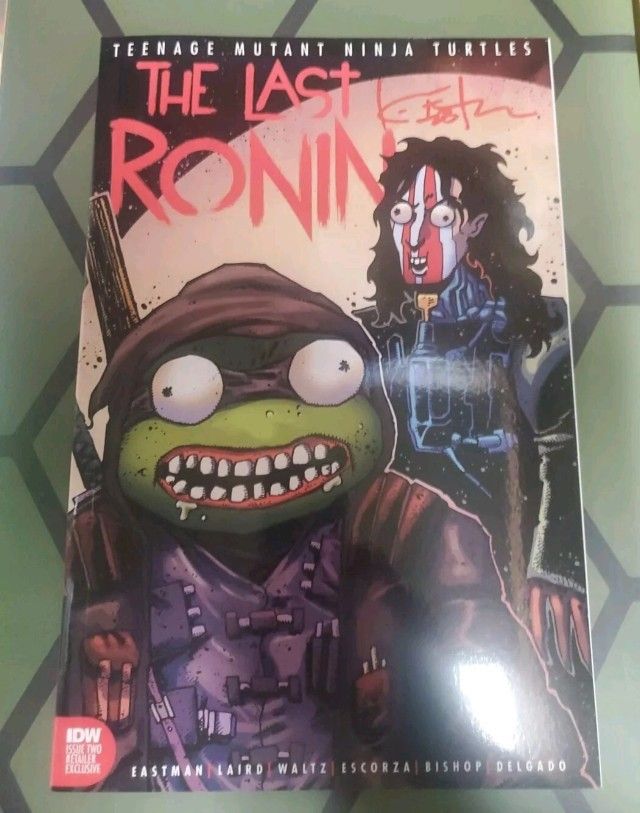 SIGNED TMNT LAST RONIN #2! RE JUSTIN ROILAND & KEVIN EASTMAN FAN CLUB VARIANT! 