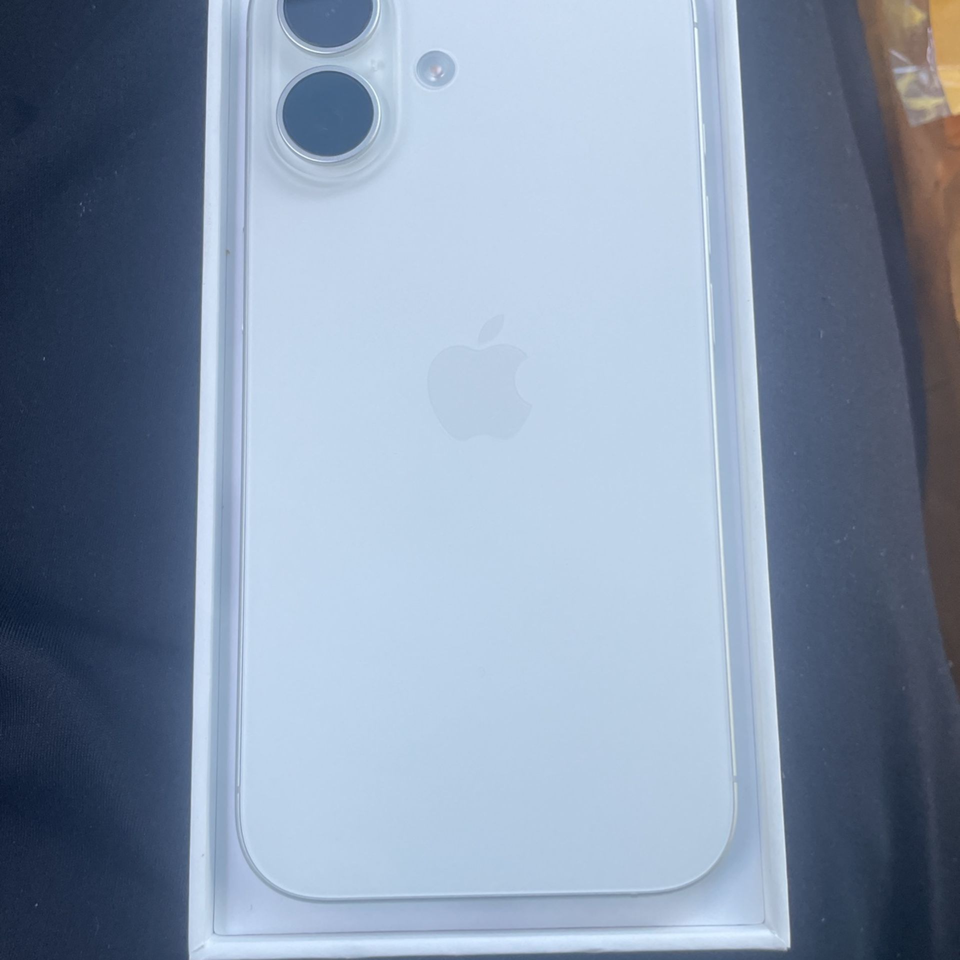 iPhone 16