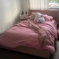 Full Bed With Mattress 