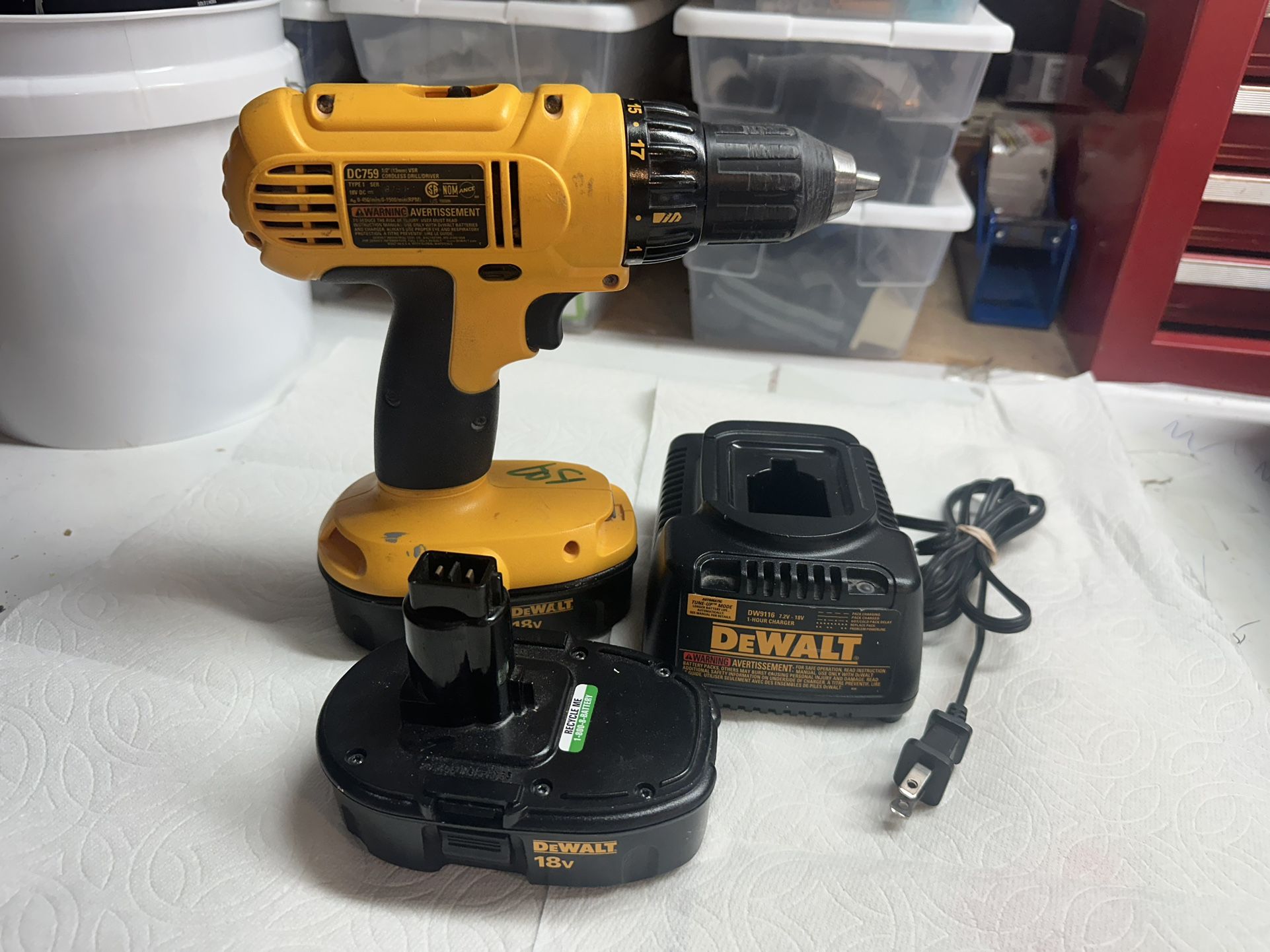 Dewalt 18V Drill, 2 Batteries and Charger