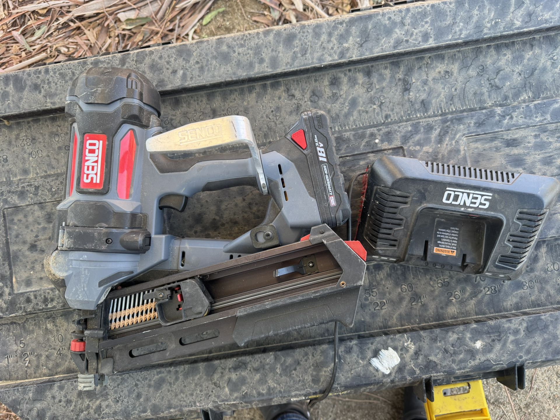 Nail gun