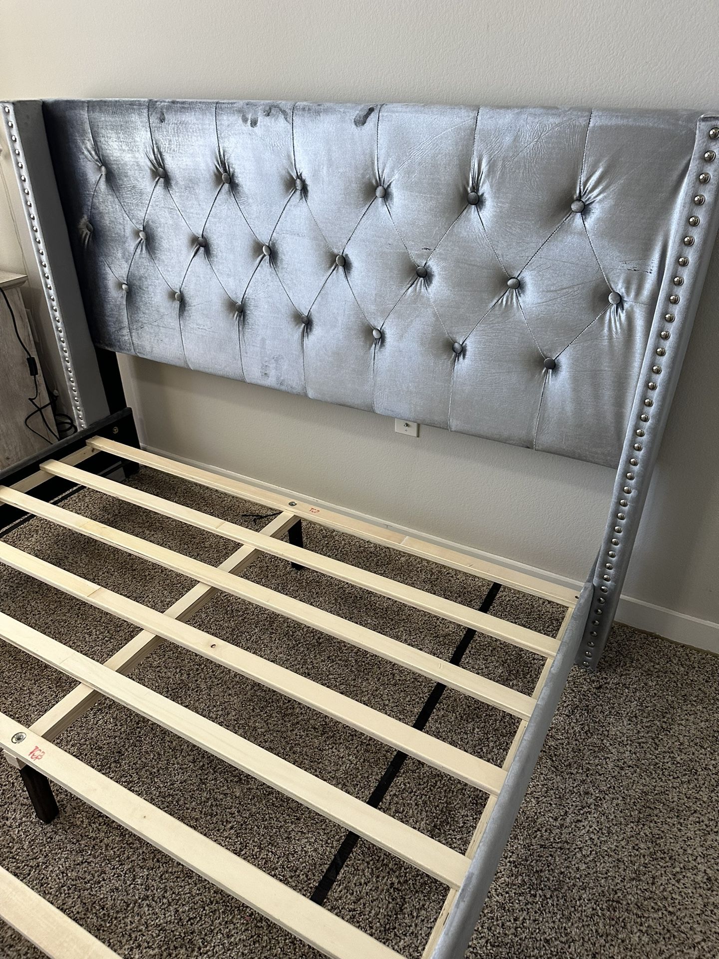 NEW SILVER VELVET PLATFORM BED WITH MATTRESS AND FREE DELIVERY