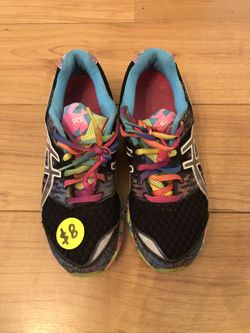 Women’s ASIC’s size 7