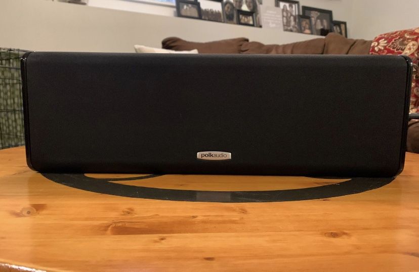 Polk Audio CS10 center channel speaker for home theater