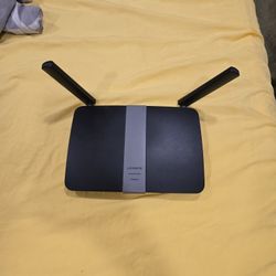 FREE Linksys EA6350 router In Great Condition 
