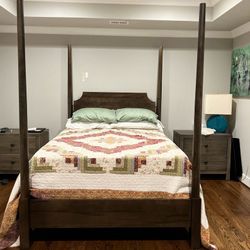 Basset Furniture Bench made Uptown Four Poster Bed Frame