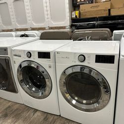 LG washer and dryer set electric with warranty 