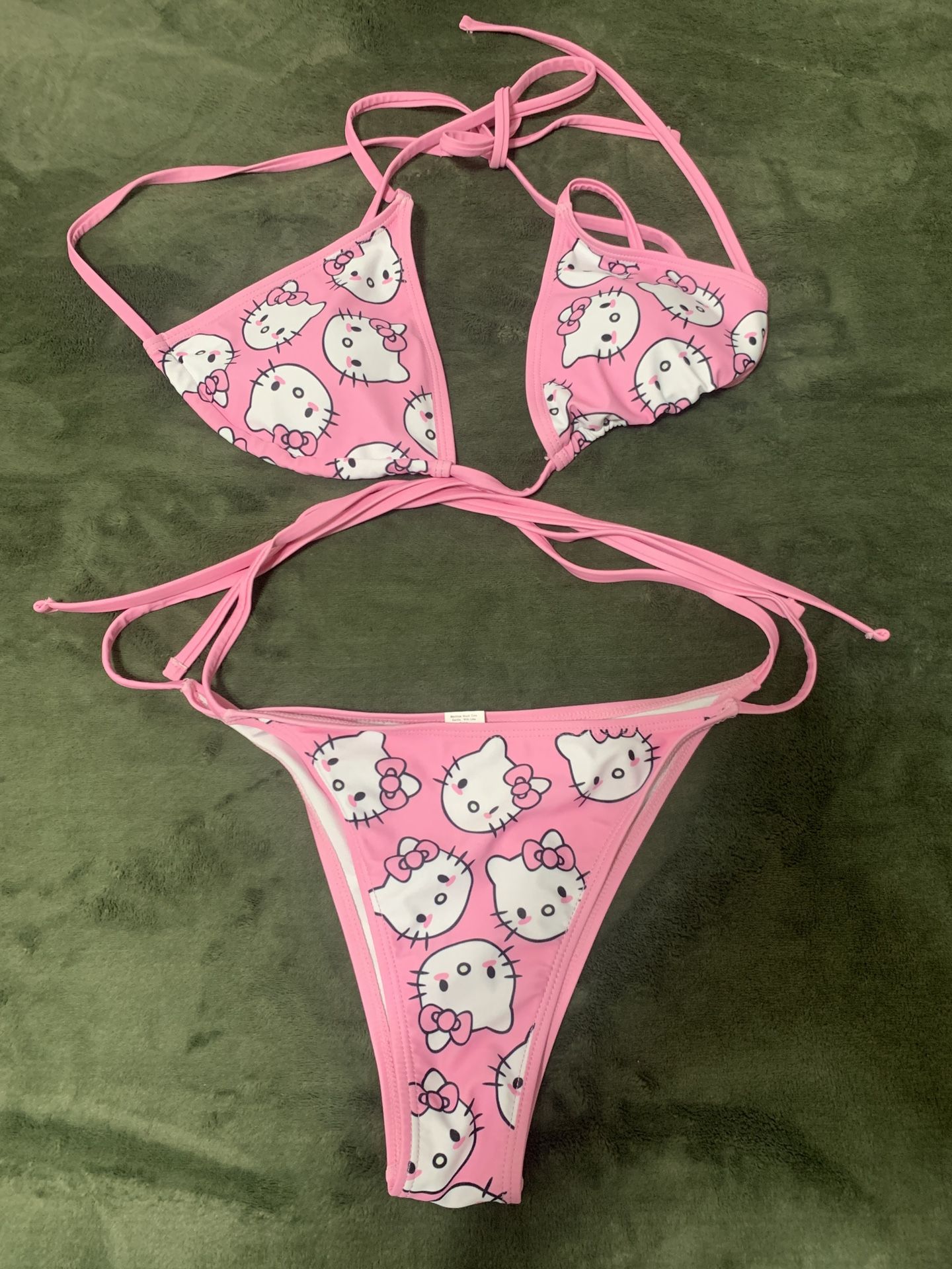 Hello Kitty Bikini ( Large)