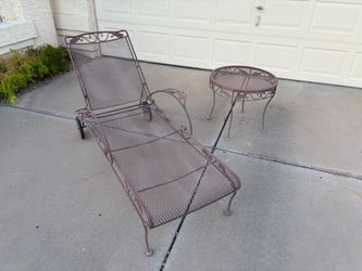 OW Lee Patio Chaise Lounge Chair and Side Table