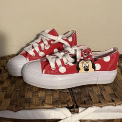 Disney Minnie Mouse shoes