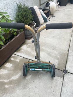 Scotts Manual Reel Lawn Mower