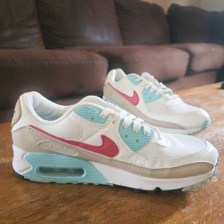 Nike Air Max Size 9