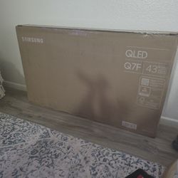 QLED Q7F 43" Smart TV Brand New