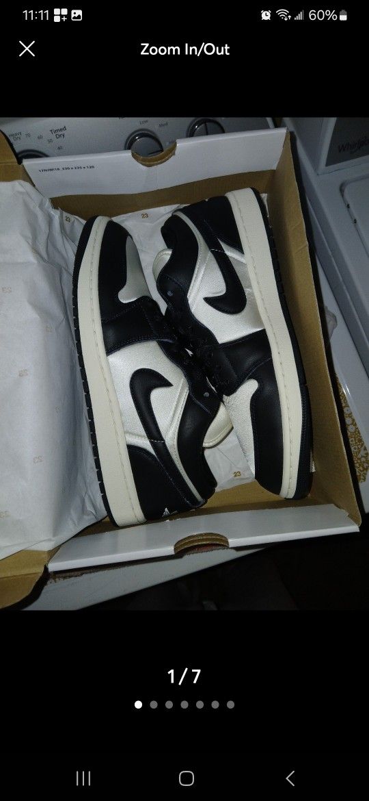 Air Jordan 1 Low SE Vintage Panda