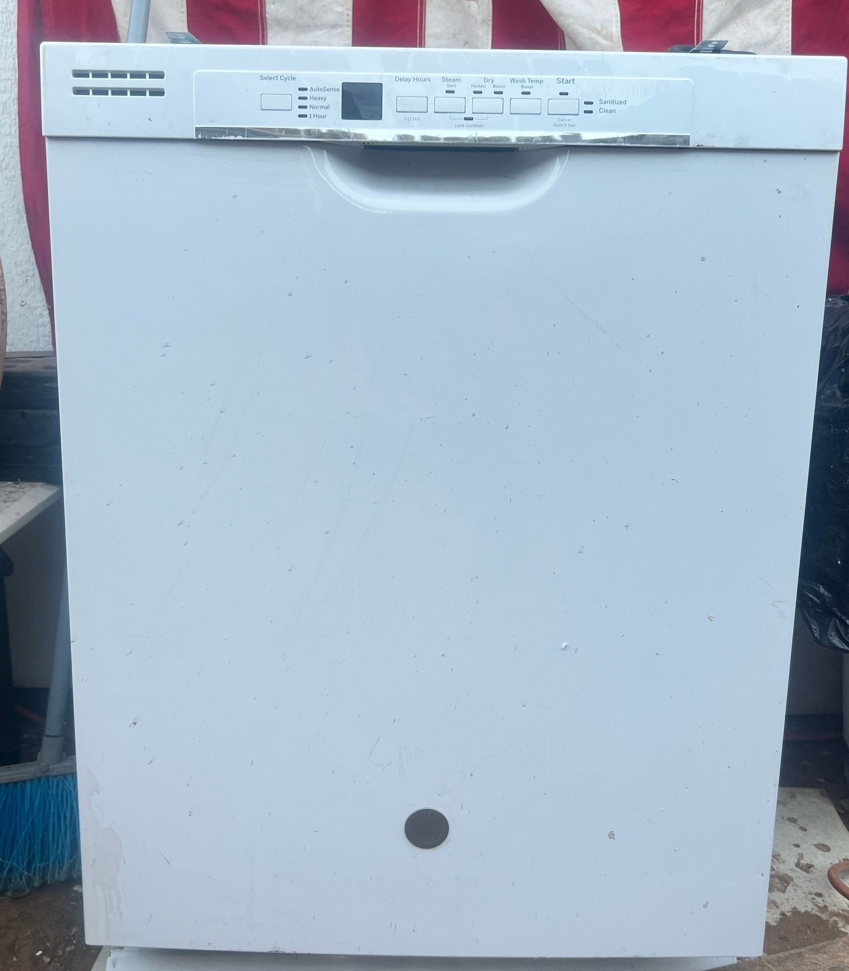 Dishwasher 