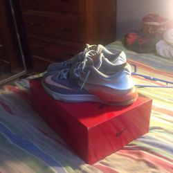 Nike kd 7 Texas size 9.5