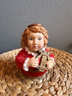 Vintage Christmas music decor
