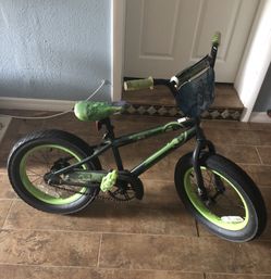 Huffy Boys' 16 Inch Hulk Fat Tire Bike for Sale in Tampa, FL OfferUp - Main Image