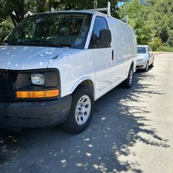 2013 Chevy Express Cargo Van 3/4 Tons A/C Racks Shelves Excellent Engine Tranny Construction Work Painting Gardening 127K Title Ready To Go.