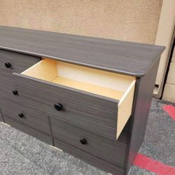 Grey 6d Dresser
