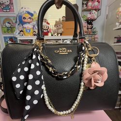 New with tags Large Coach Rowan