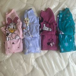 4 Sets Of Disney Pajamas (Girls)