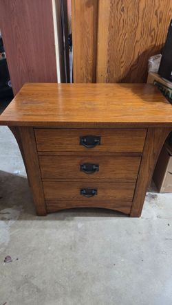 Wooden nightstand with 2 drawers 3