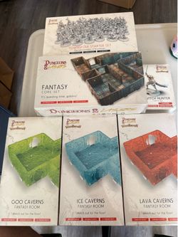 Dungeons & Lasers Fantasy Core Set with 3 rooms