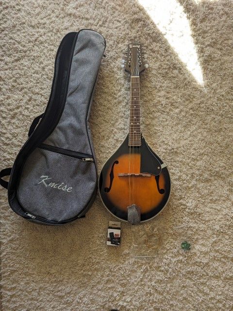 Elegant Kmise Mandolin